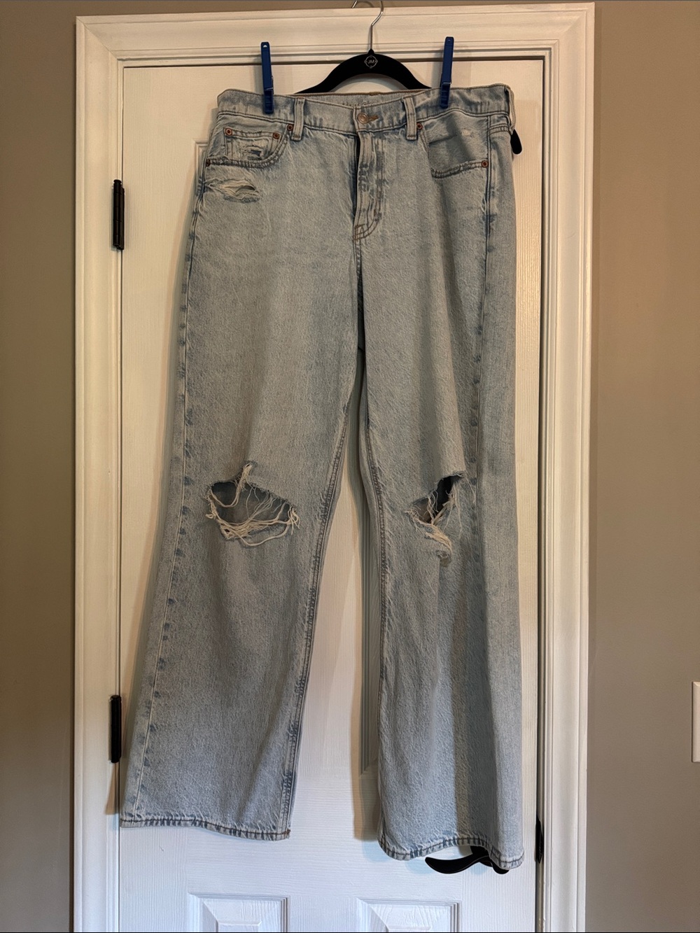 EUC American Eagle Stovepipe Jeans